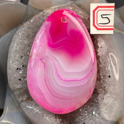 37533 Агат цветной тон. Кулон 48-54м