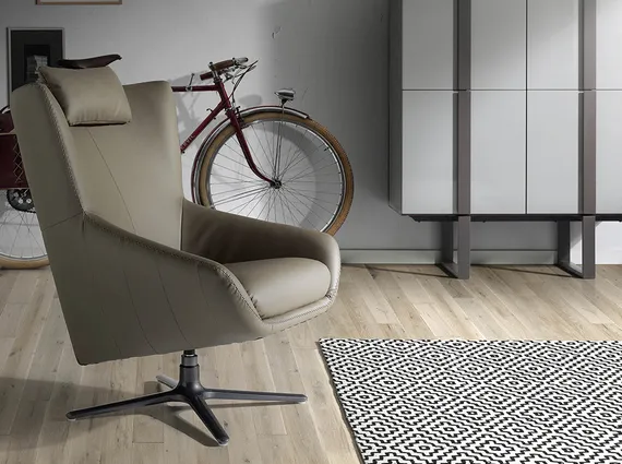 Крутящееся кресло Angel Cerda 5044, бежевая кожа