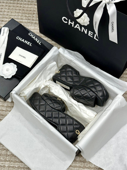 Chanel Slides