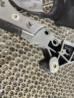 Кронштейн фары правой 2018г.