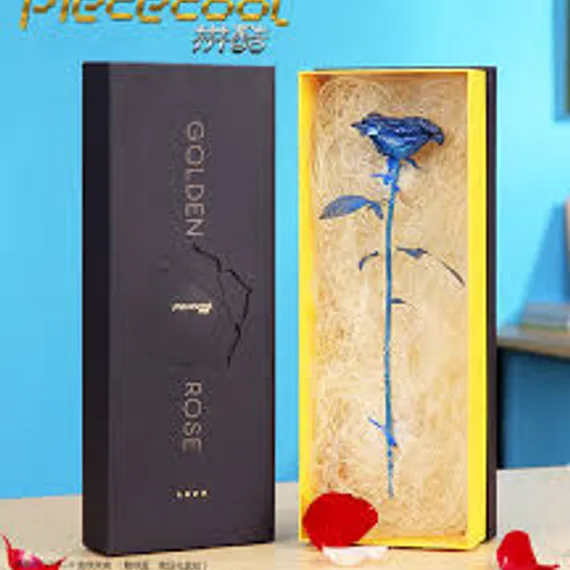 Piececool Golden Rose (голубая) HP099C-B собранная