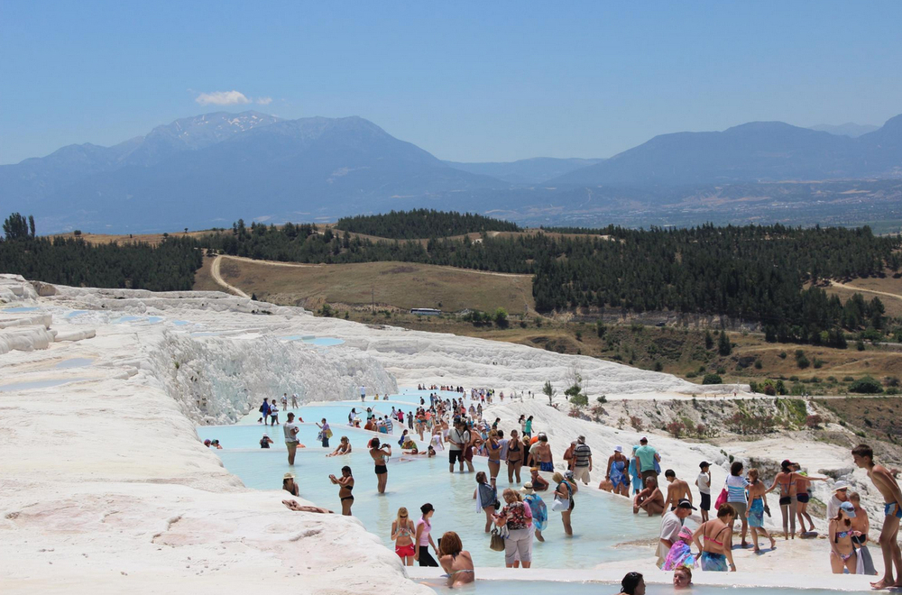 Травертины Памуккале и Античный город Иераполис