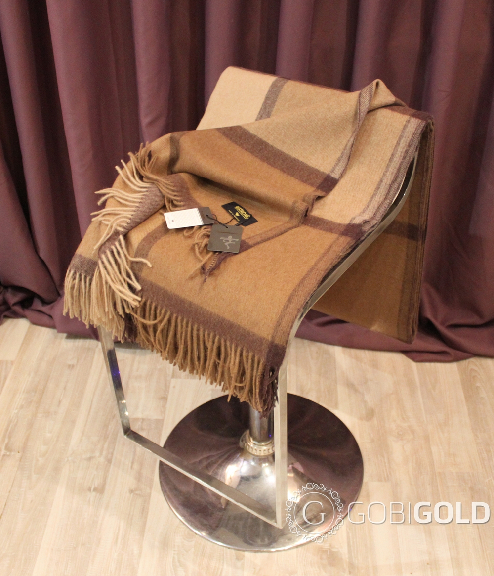 Плед из 100% верблюжьей шерсти 150x200 см. (ERDENET) - камел-бежевый