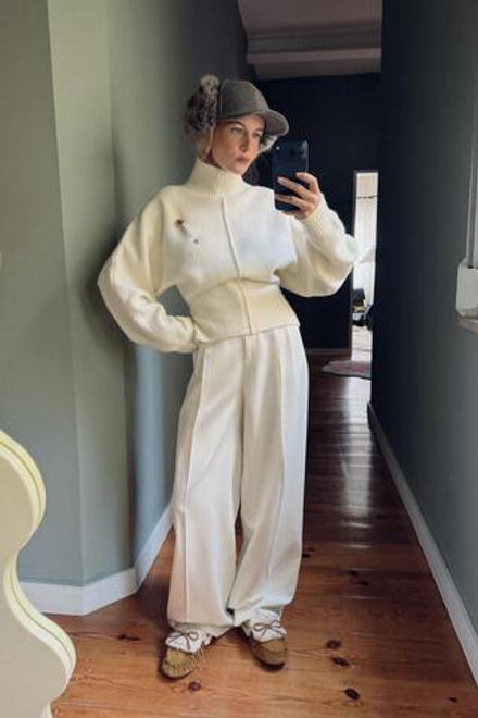 ZARA МЯГКИЙ СВИТЕР С ВЫСОКИМ ВОРОТНИКОМ, ЖЕЛТОВАТО-БЕЛЫЙ