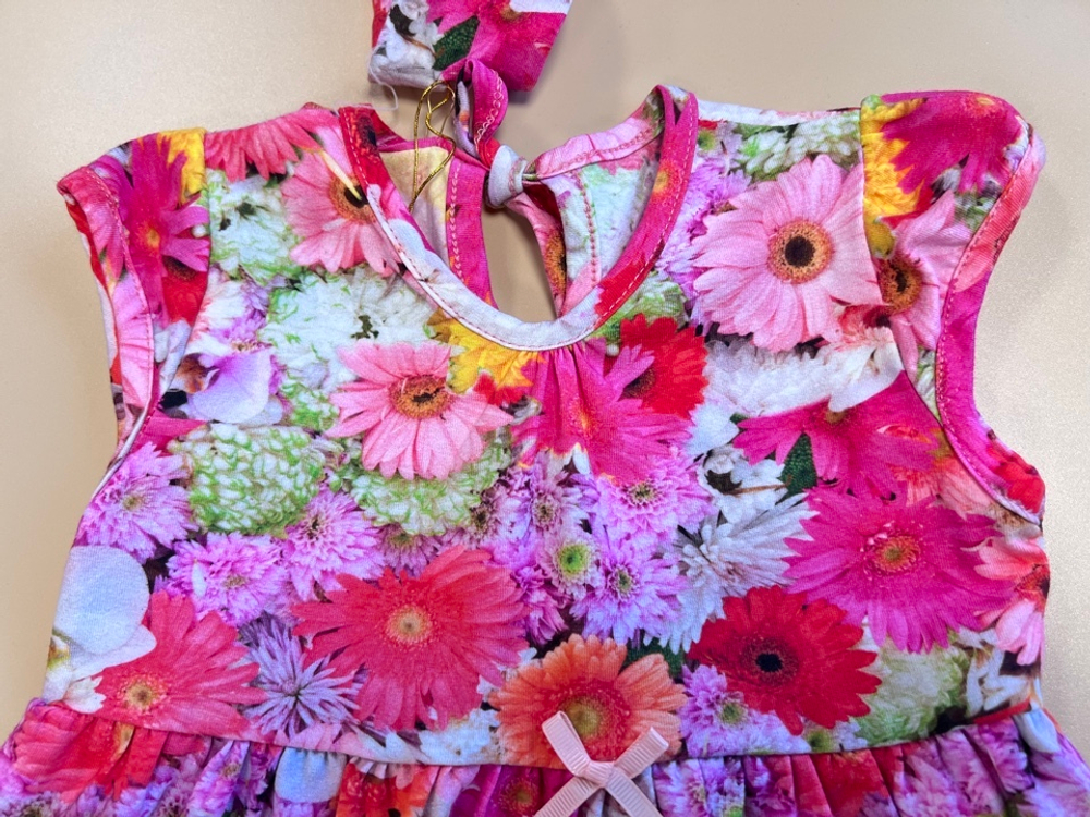 Платье с повязкой