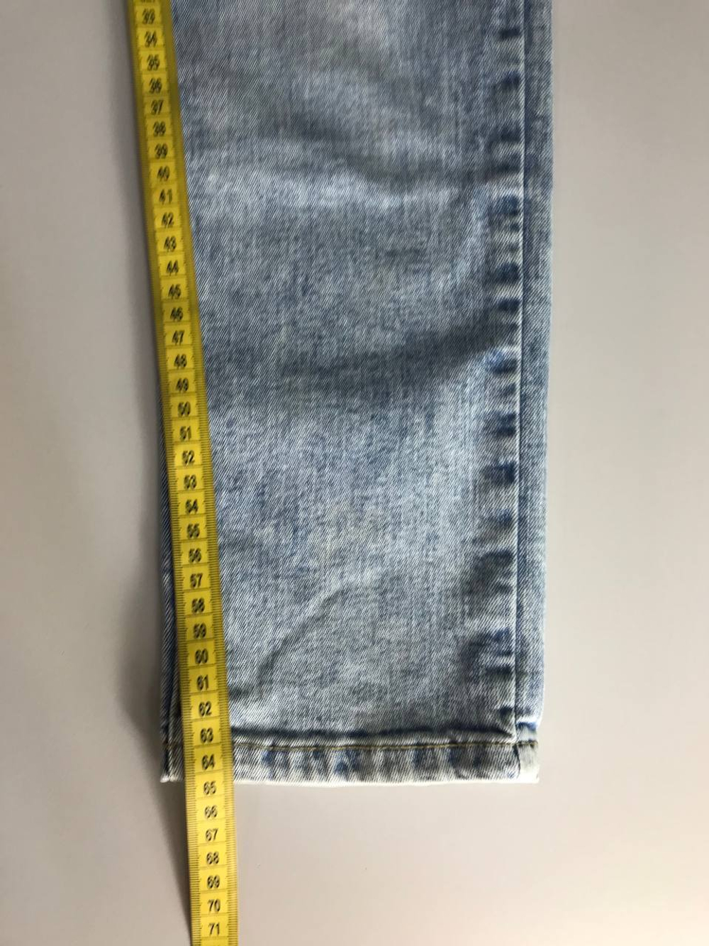 Джинсы C&A лаконичные, маркировка 40, визуально на 46 размер