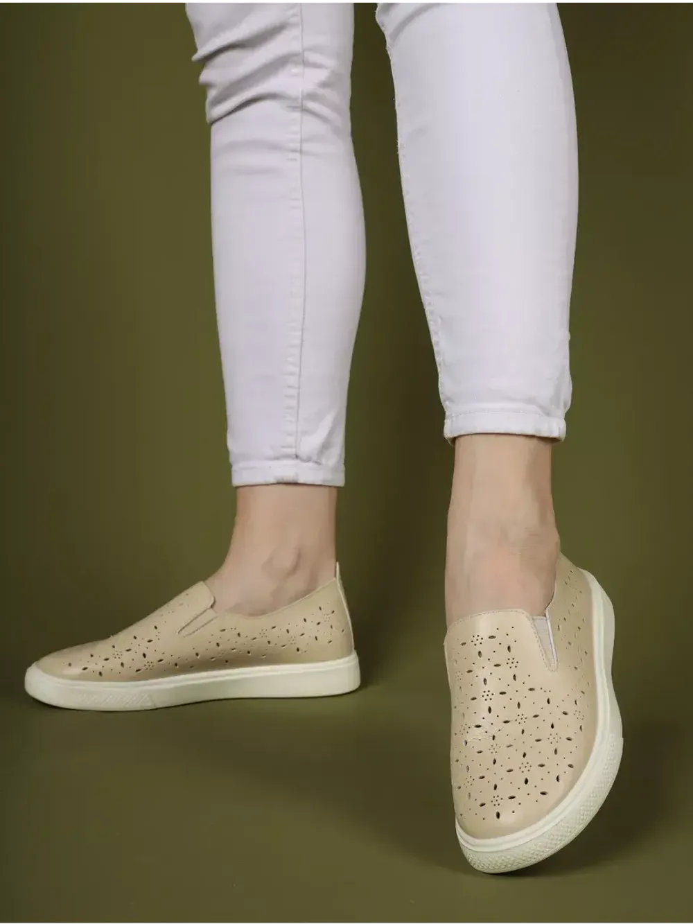 Мокасины летние с перфорацией