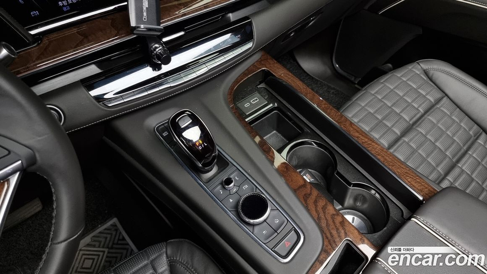 Cadillac Escalade 5 Generation 6.2 (08.2021)