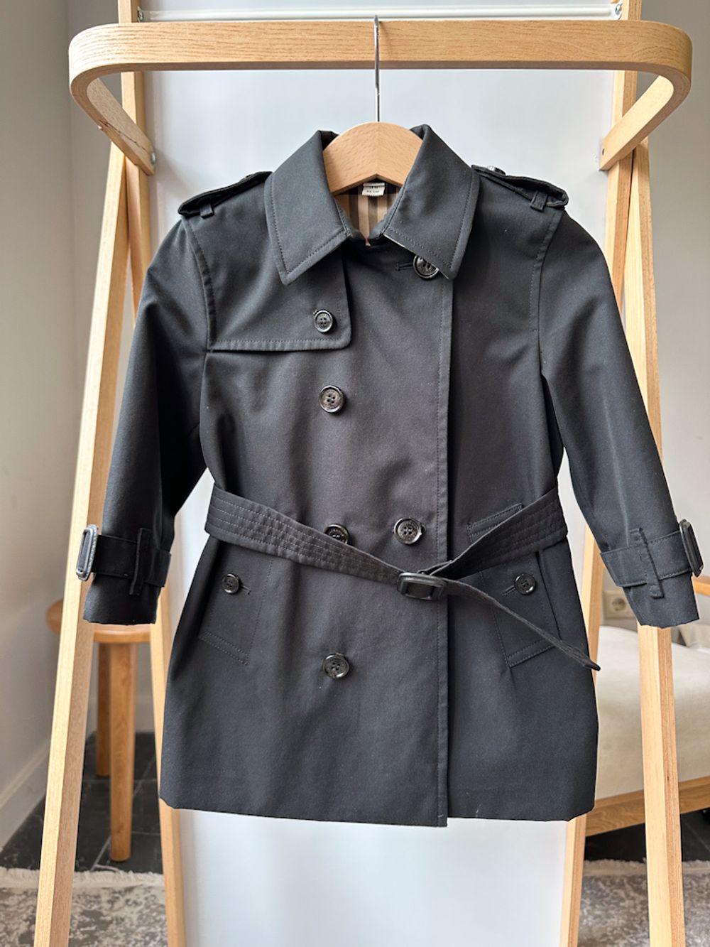 Тренч Burberry, 86