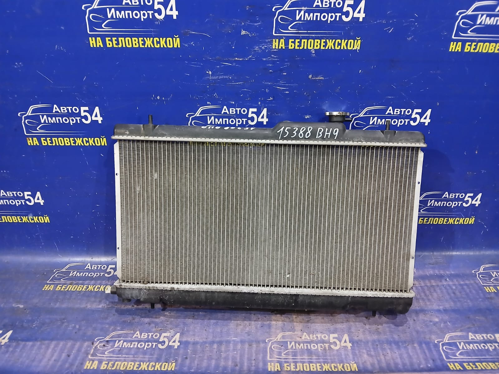 Радиатор двигателя SUBARU LEGACY 1998-2001