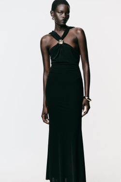 ZARA ПЛАТЬЕ С ФУРНИТУРОЙ НА ЗАПÁХЕ, ЧЕРНЫЙ