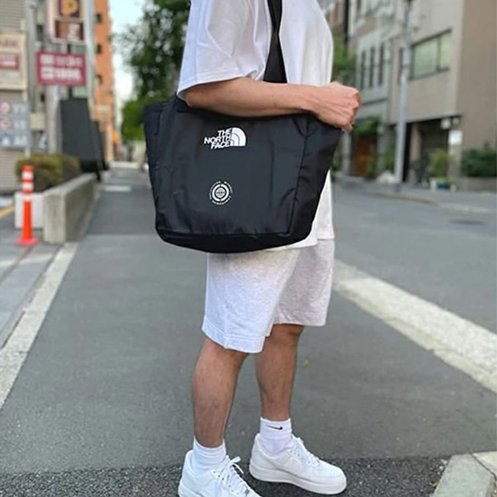THE NORTH FACE 18.7L Tote Bag, Shopping Bag, Handbag, Shoulder Bag, Outdoor Bag Nylon Black Men"s