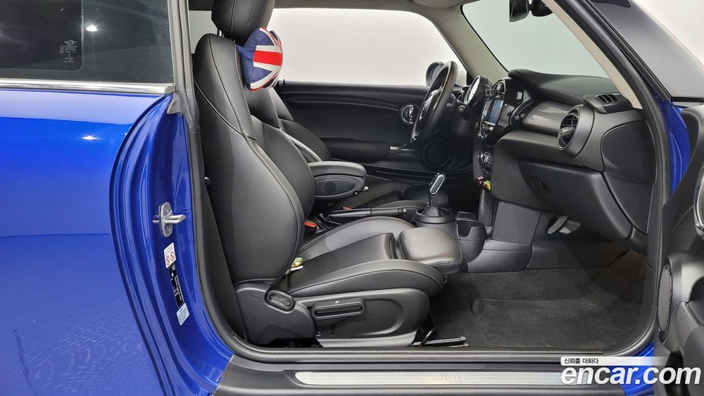 Mini Cooper Basic (09.2020)