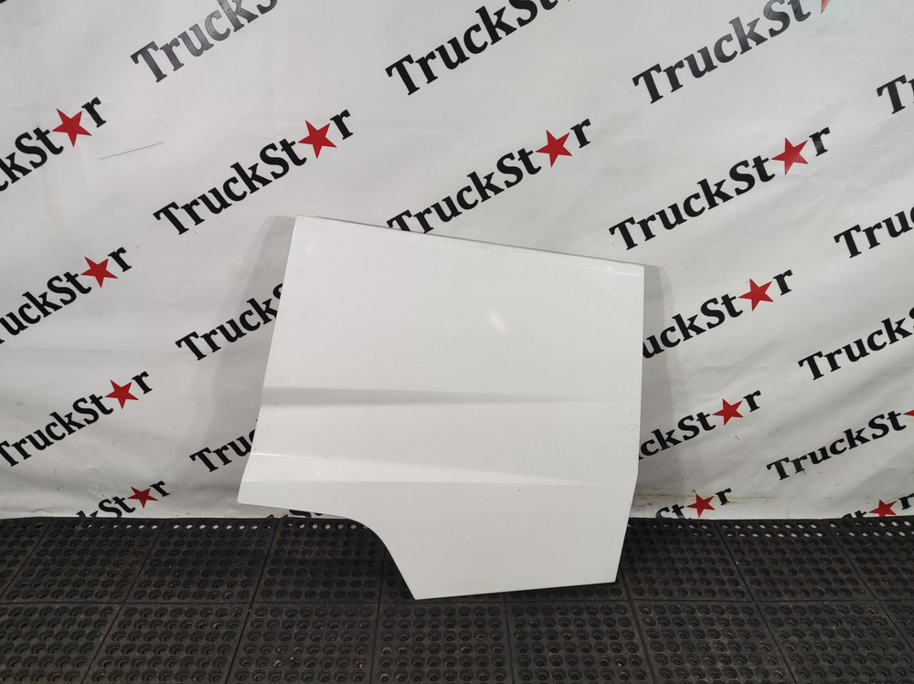 Крышка инструментального ящика левого 2020г.