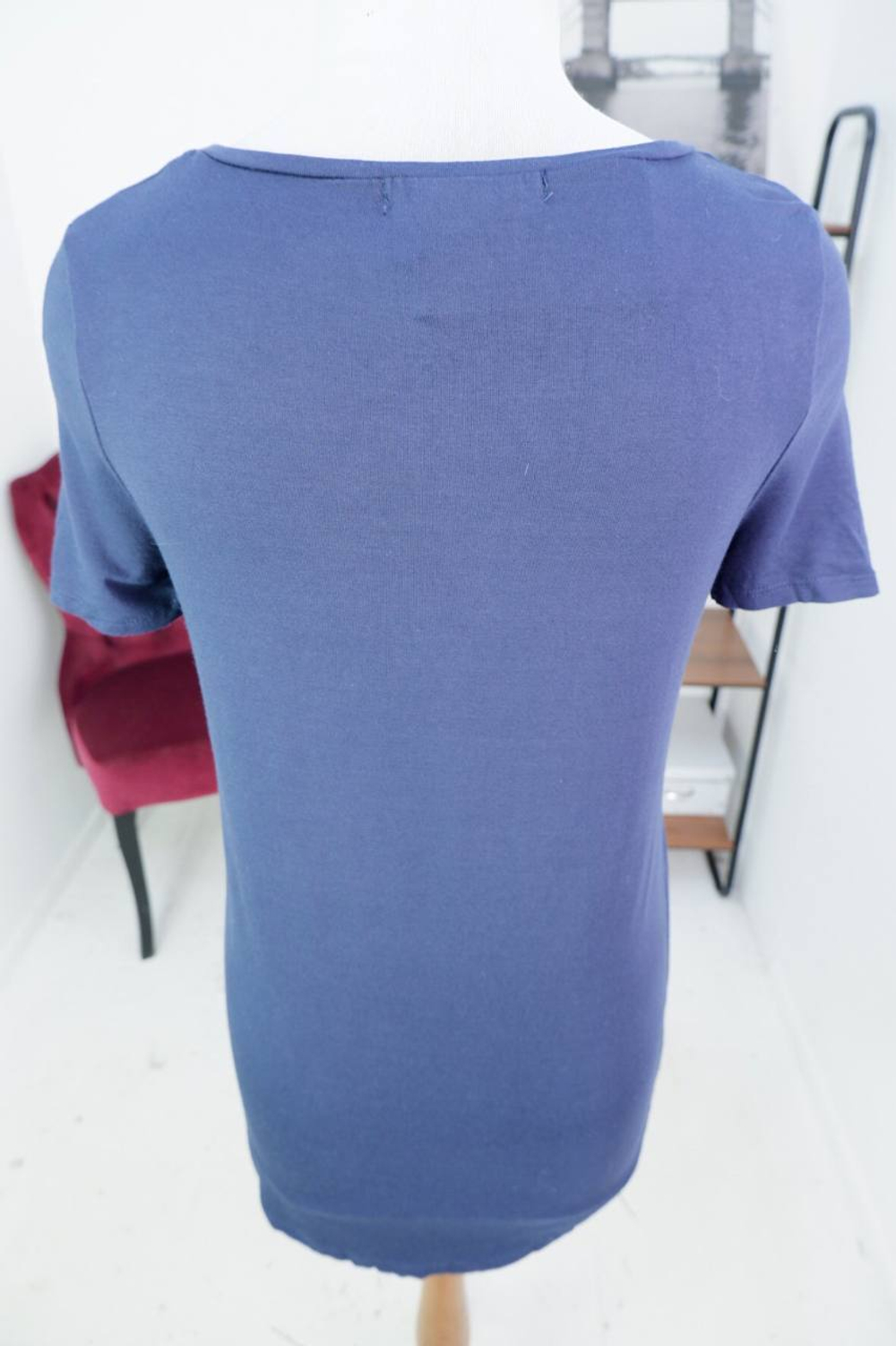 Футболка Just mom Ulla практичная, визуально на 44 размер