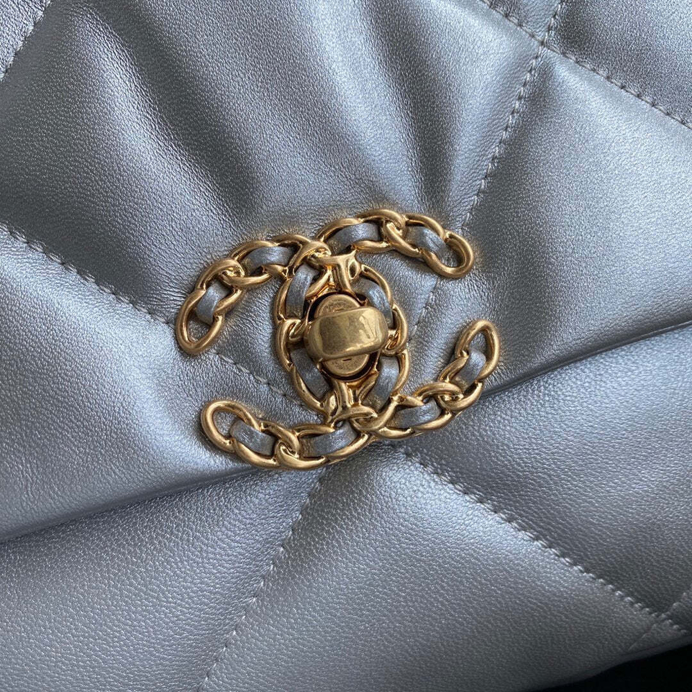Chanel 19 Large 30 cm