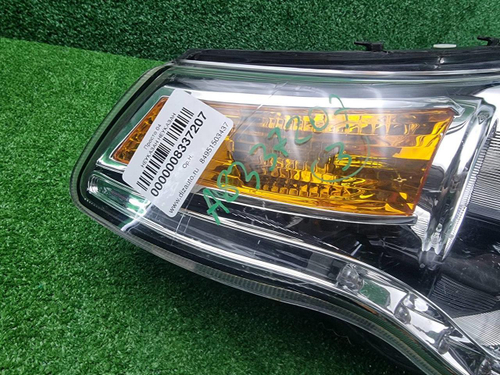 Фара правая UAZ Patriot (2014-н.в.) галоген