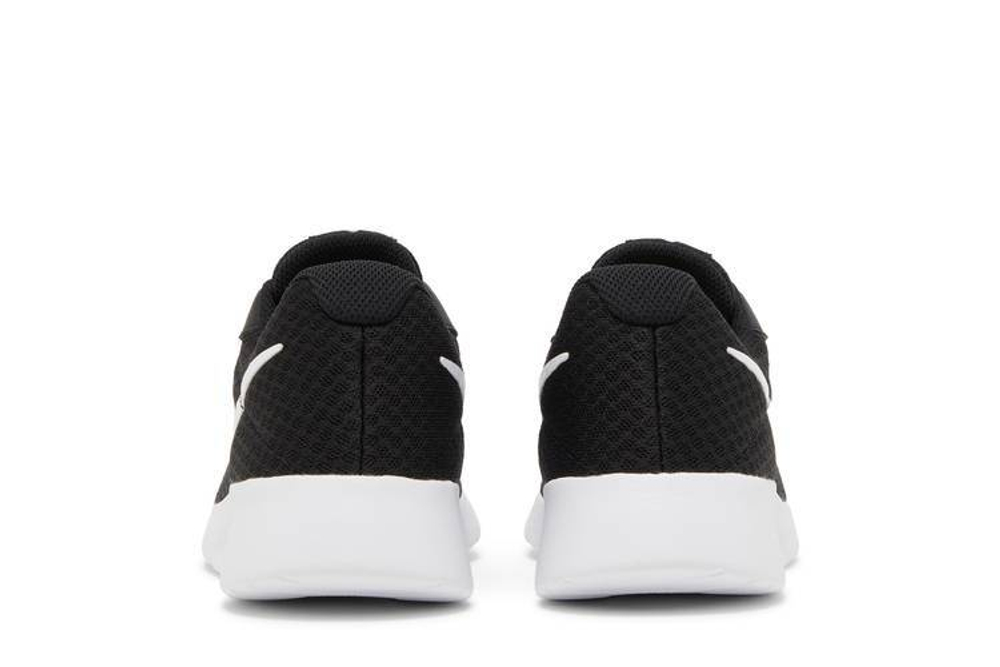 Кроссовки Nike Tanjun (Женская размерная сетка)