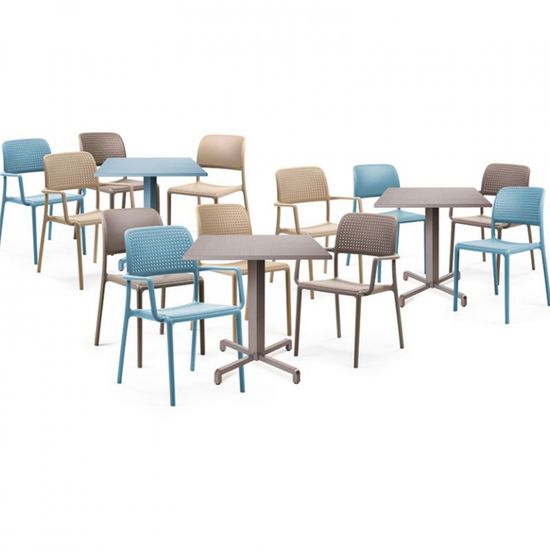 Кресло пластиковое Bora голубое Италия