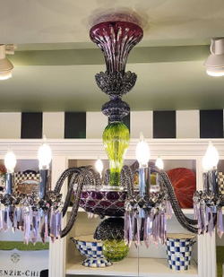 Эффектная люстра из цветного стекла ✨