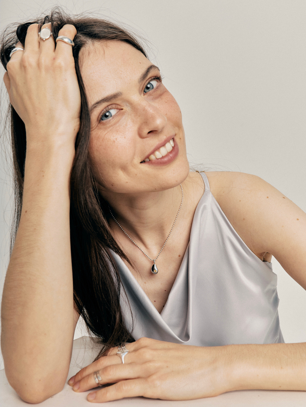 кулон ЧУВСТВУЙ счастье