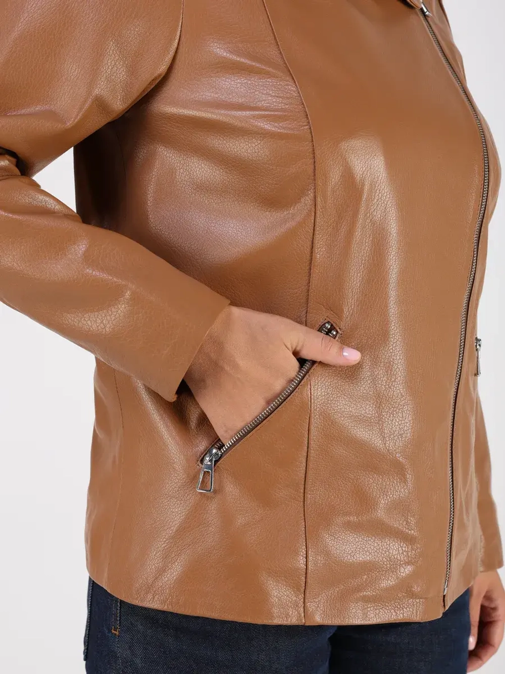 Кожаная куртка демисезонная косуха