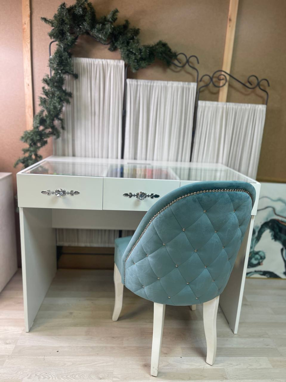 Стол со стеклом х3 (НА ЗАКАЗ)