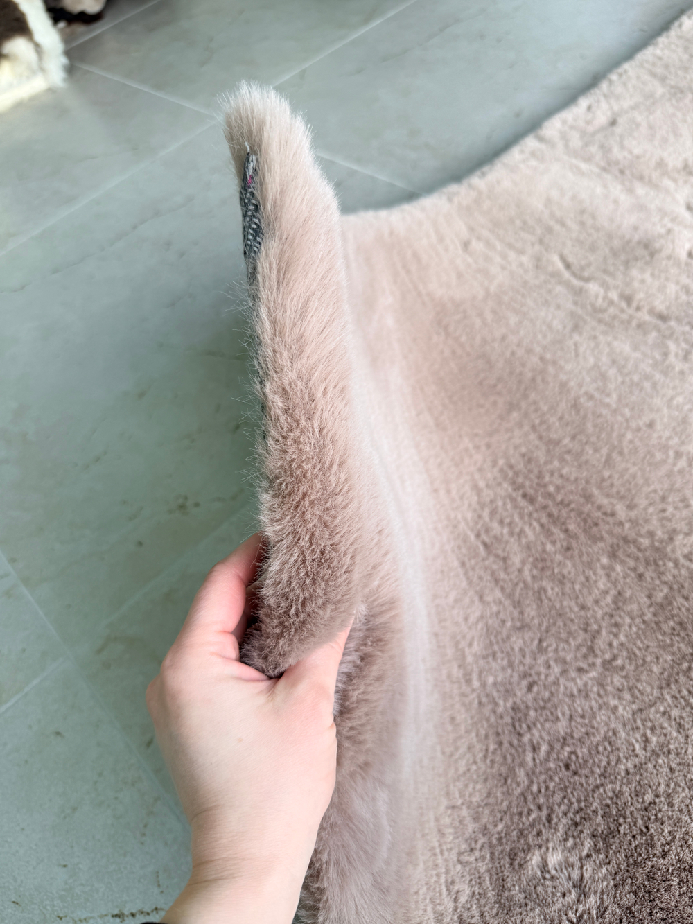 Ковер меховой имитация кроличьего меха