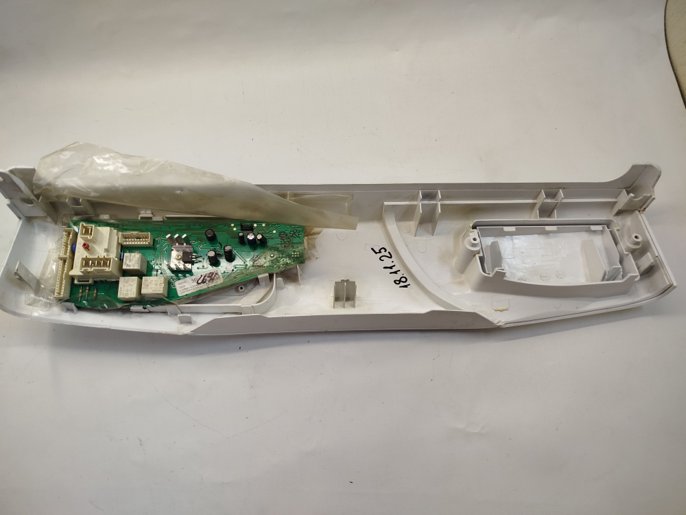 405 Силовой модуль управления в сборе с панелью индикации для стиральной машины Candy Holiday 104F / 5625AC б/у