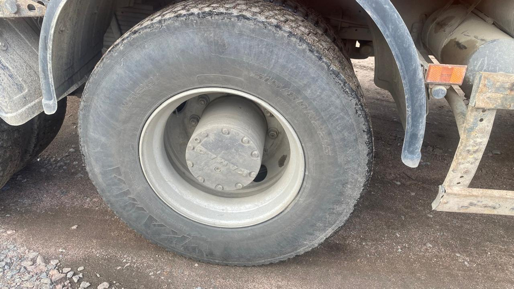 КамАЗ 6520 6x4 Самосвал 6520-53 (Дизельный, 11,8 л, 400 л.с., МТ)