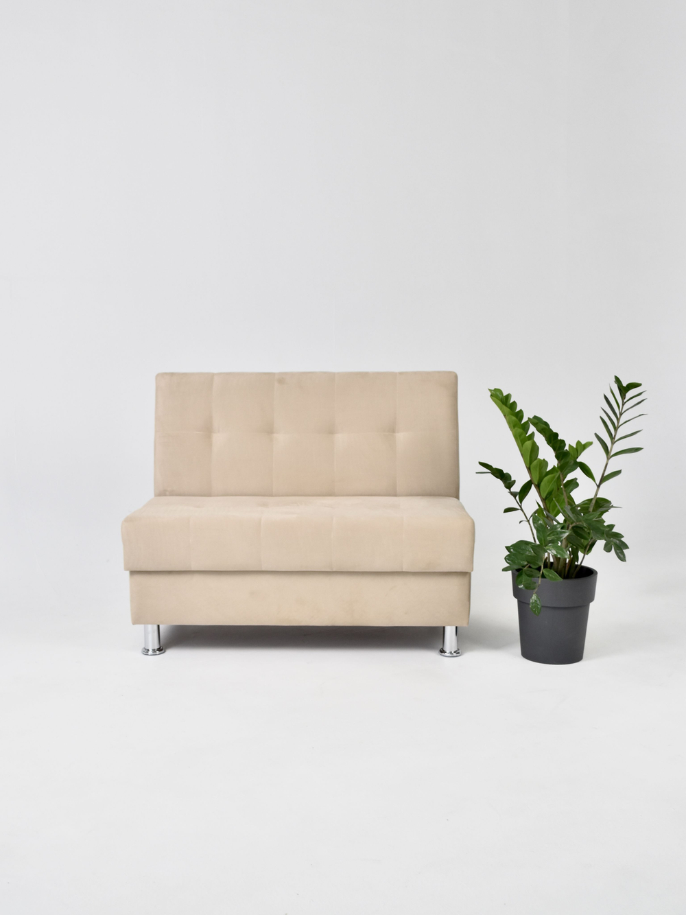 Стильный компактный диван Фабрики ОНИКС из практичного и износостойкого материала с оригинальным дизайном, вместительным ящиком для хранения, мягким наполнителем для дома, дачи и офиса