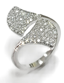 Ювелирное кольцо из серебра 925 пробы с фианитами,размер 18