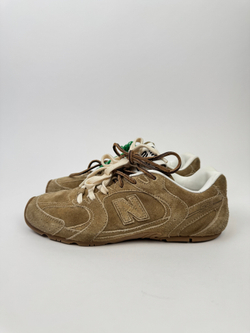 Кроссовки New Balance x Miu Miu 530 SL suede sneakers