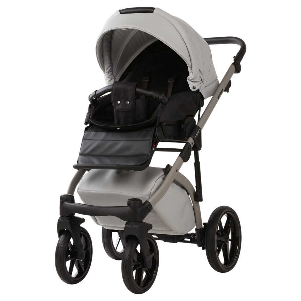 Коляска 3 в 1 Adamex Chantal Pro Natura