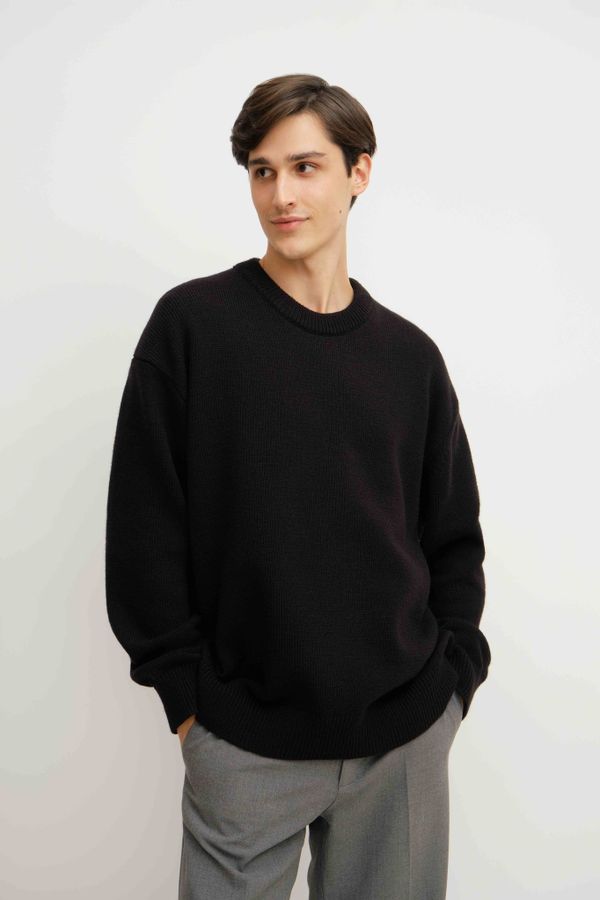 Свитер Оверсайз черный - фото 2