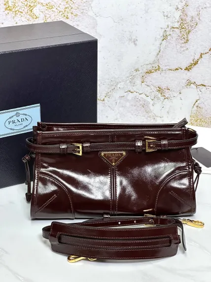 Кожаная средняя сумка Prada Bonnie, тёмно-коричневый