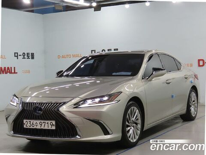 Lexus ES300h 7 Generation Executive (02.2020)
