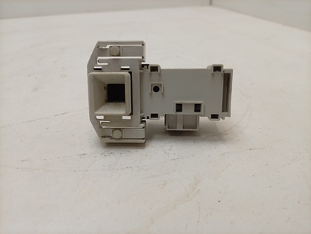 WLF24271CE/02 кт31 Устройство блокировки стиральной машины Bosch, Siemens 610147 б/у