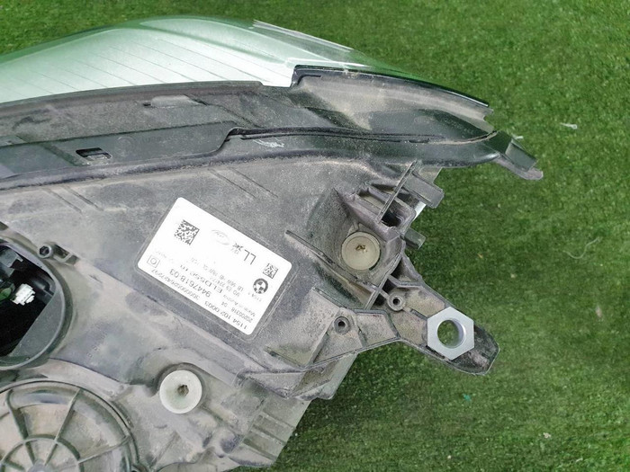 Фара правая BMW 7er G11 G12 (2019-2022) LED