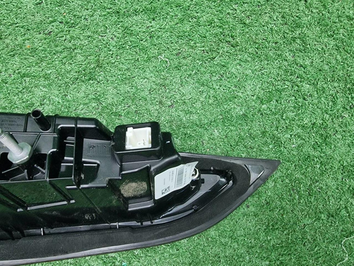 Фонарь правый внутренний Mercedes GLE c167 (23-нв)