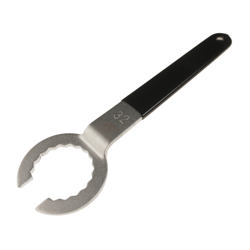 JTC-4686 - Ключ регулировки ролика натяжителя ремня (VW Polo дизель,AUDI 100,A6 2.5L) JTC - 
Специально предназначен для регулировки натяжения зубчатого ремня ГРМ с помощью автоматического натяжного ролика.
Размеры: 32 мм.
Применение: VW (Фольксваген): Polo (дизель); Audi (Ауди) 100 начиная с 1991 г.в., А6 с двигателем 2.5L TDI.