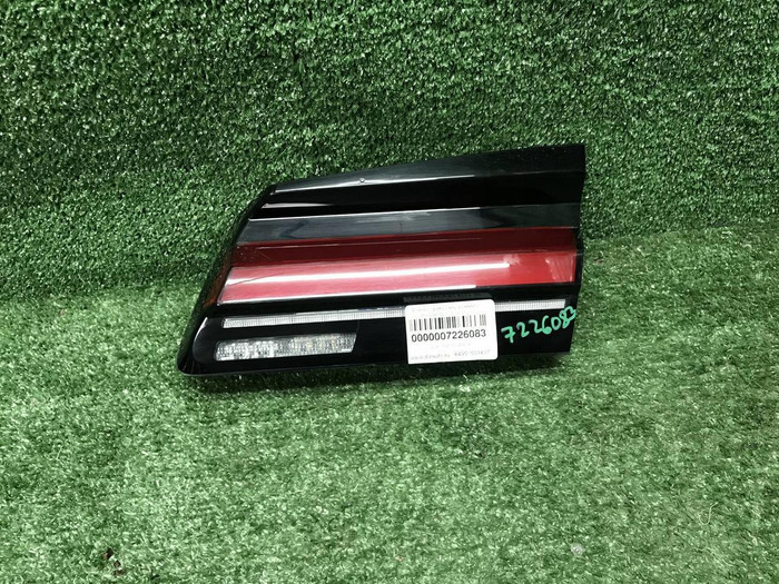 Фонарь правый внутренний BMW 5er G30 (2020-2023)