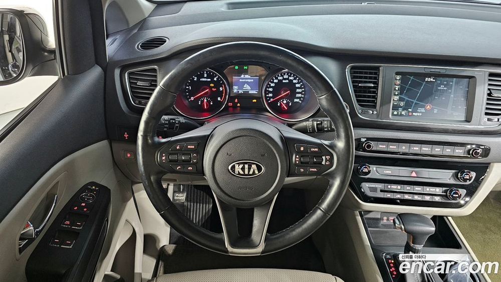 Kia The New Carnival (Sedona) 9-и местный Luxury (03.2020)