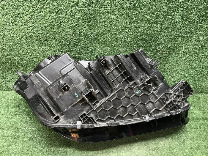 Фара левая BMW X5 G05 X6 G06 (2018-2023) Laser