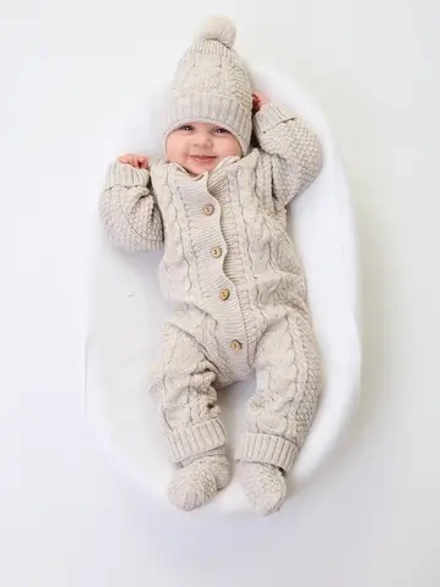 вязаный комбинезон для новорожденных