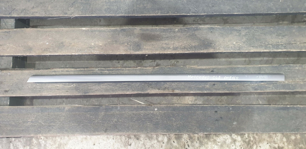 Молдинг двери передней левой Mercedes CLA (C117) 13-19 Б/У Оригинал A1177250182