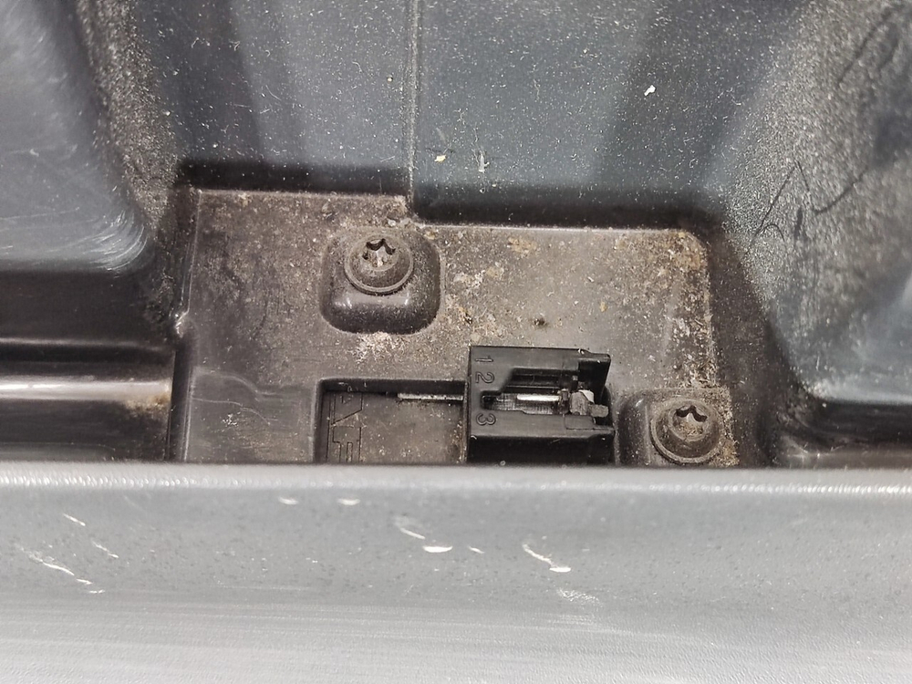 Ящик инструментальный правый 2023г