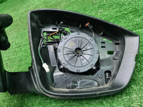 Зеркало правое Skoda Kodiaq (2016-н.в.) 17 конт