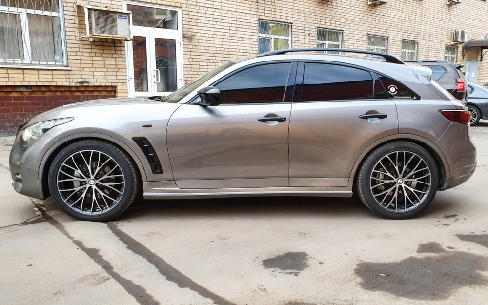 Пружины с занижением H&R для Infiniti QX70 FX37 FX50 FX30d