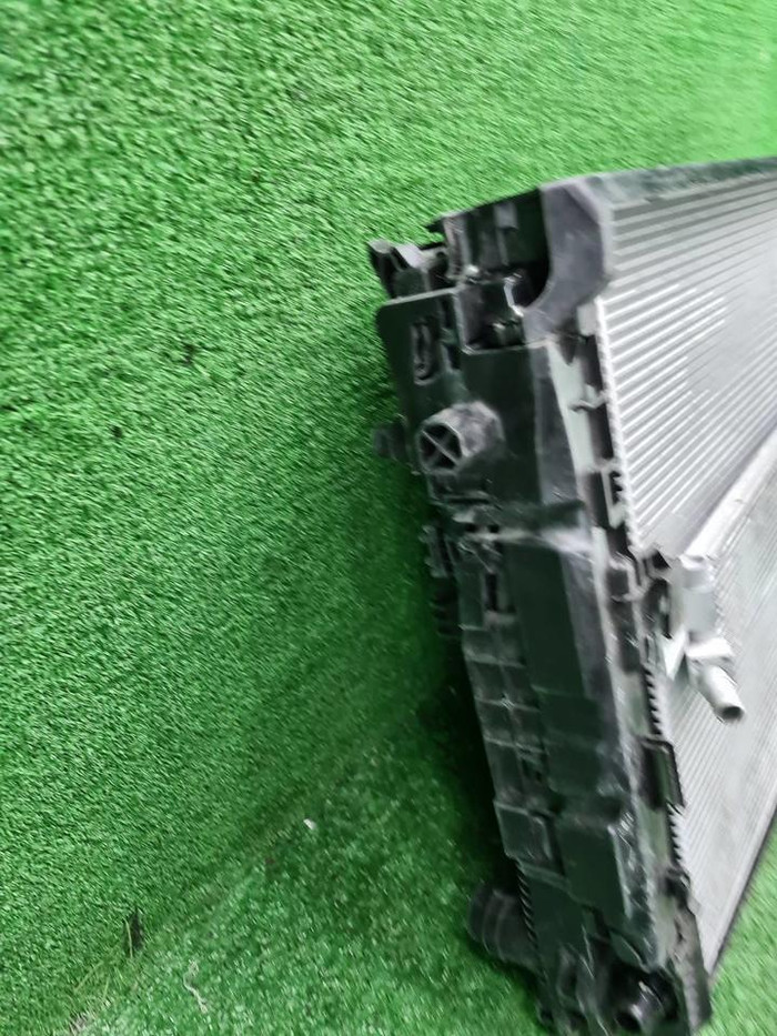 Кассета радиаторов BMW 3er G20 (2018-н.в.)